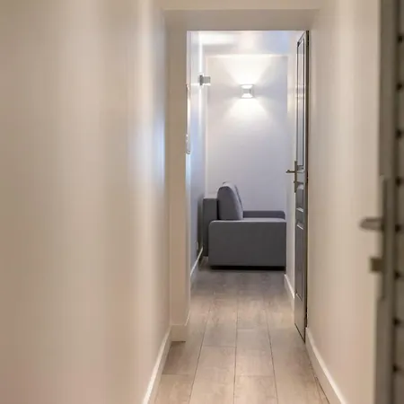 Rousseau Private Studio * Annecy